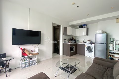 Condominio de 1 dormitorio en Bang Lamung, Tailandia № 210038 - foto 4