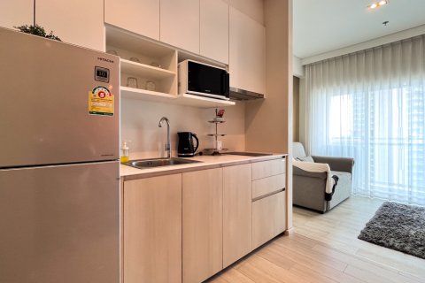 Condominio de 1 dormitorio en Pattaya, Tailandia № 210040 - foto 2