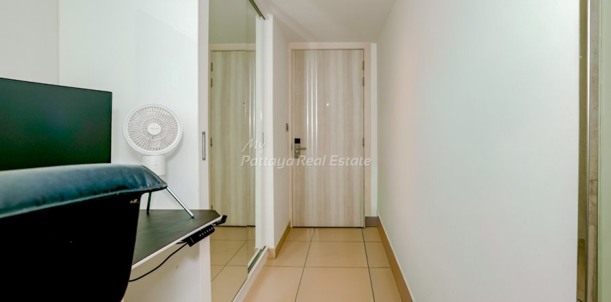 Condominio de 1 dormitorio en Bang Lamung, Tailandia № 210041