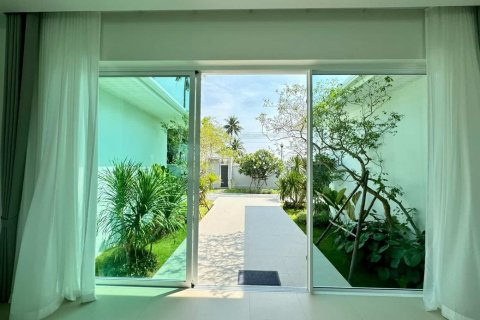 Chalet de 4 dormitorios en Hua Hin, Tailandia № 166073 - foto 13