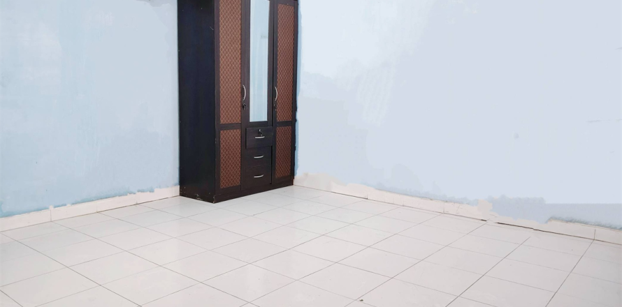 Casa de 4 dormitorios en Bangkok, Tailandia № 189247