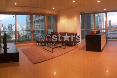 Condo in Bangkok, Thailand, 2 bedrooms  № 67166