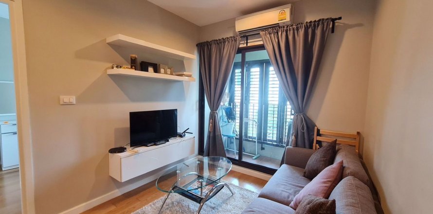 Condo in Bangkok, Thailand, 1 bedroom in Condolette Dwell Sukhumvit 26  № 47705