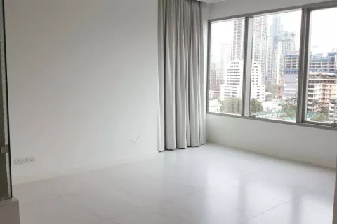 Condominio de 2 dormitorios en Pathum Wan, Bangkok, Tailandia № 136755 - foto 16