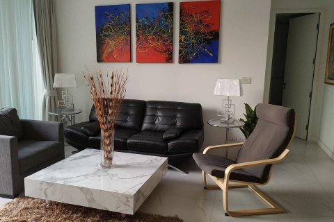 Condominio de 2 dormitorios en Pathum Wan, Bangkok, Tailandia № 136755 - foto 2