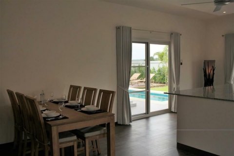 Casa de 3 dormitorios en Hua Hin, Tailandia № 144665 - foto 8