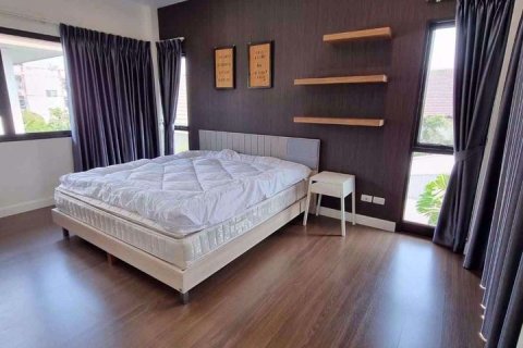 Casa de 3 dormitorios en Prawet, Bangkok, Tailandia № 47468 - foto 8