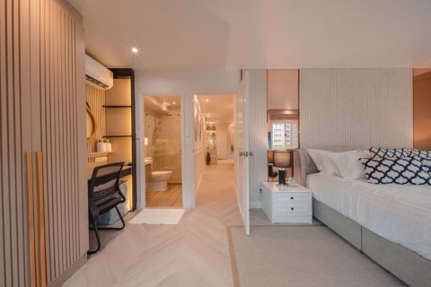 Condominio de 2 dormitorios en Yan Nawa, Bangkok, Tailandia № 47473 - foto 16