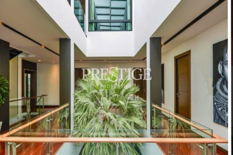 House in Bangkok, Thailand 4 bedrooms № 197488 - photo 14