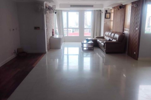 Condominio de 3 dormitorios en Watthana, Bangkok, Tailandia № 63704 - foto 2