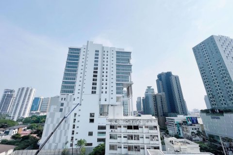 Condo in Watthana, Bangkok, Thailand, 1 bedroom  № 63705 - photo 8