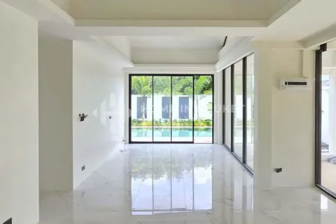 Casa de 3 dormitorios en Phuket, Tailandia № 158803 - foto 8