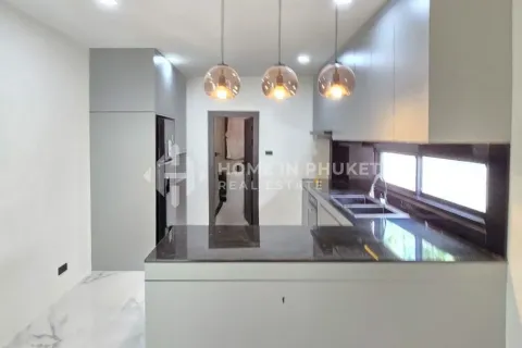 Casa de 3 dormitorios en Phuket, Tailandia № 158803 - foto 7