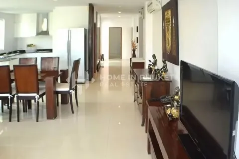Condo in Phuket, Thailand, 3 bedrooms № 158797 - photo 4