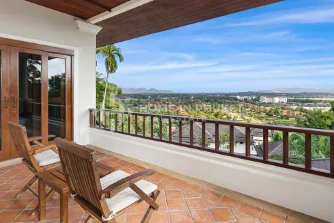 Casa de 6 dormitorios en Phuket, Tailandia № 158802 - foto 29