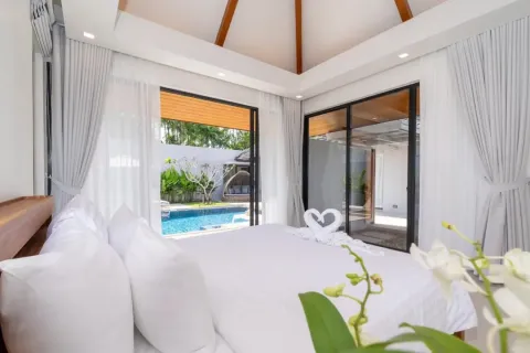 Casa de 4 dormitorios en Bang Tao, Tailandia № 173921 - foto 14