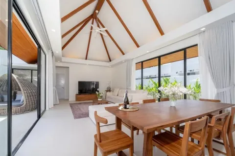 Casa de 4 dormitorios en Bang Tao, Tailandia № 173921 - foto 4