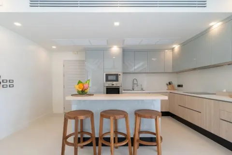 Casa de 4 dormitorios en Bang Tao, Tailandia № 173921 - foto 6