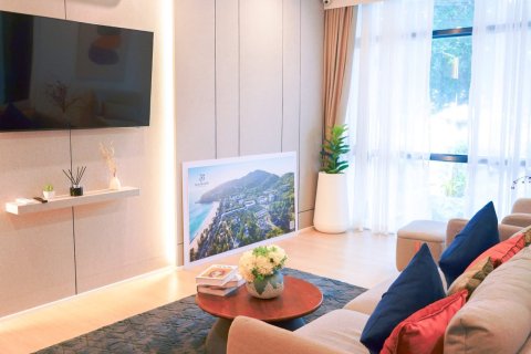 Eigentumswohnung in Phuket, Thailand, 2 Schlafzimmer in The Sea Heaven  № 173918