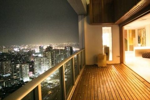 Condominio de 4 dormitorios en Bangkok, Tailandia № 143921 - foto 7