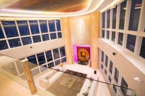 Condominio de 4 dormitorios en Bangkok, Tailandia № 143921 - foto 6