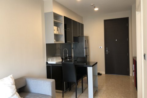 Condo à Bangkok, Thaïlande, 1 chambre  № 143917