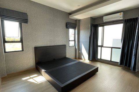 Casa de 3 dormitorios en Rayong, Tailandia № 156916 - foto 8