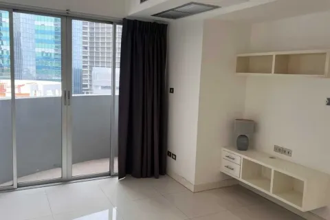 Studio in the Condo in Ratchathewi, Bangkok, Thailand № 154385 - Foto 3