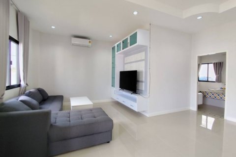 Casa de 2 dormitorios en Bang Sare, Tailandia № 116813 - foto 11