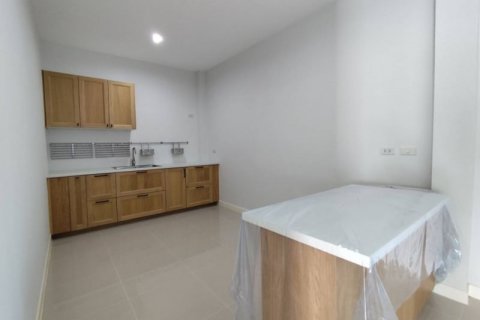 Casa de 3 dormitorios en Bang Sare, Tailandia № 116814 - foto 7