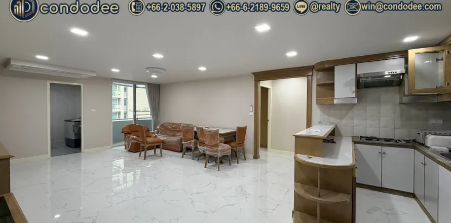 Condo in Watthana, Bangkok, Thailand, 2 bedrooms  № 201433