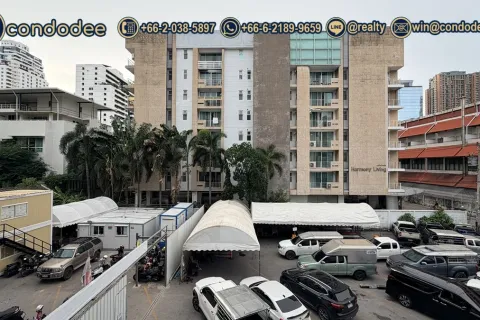Condo in Watthana, Bangkok, Thailand, 2 bedrooms  № 201433 - photo 4