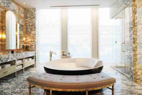 Condominio de 3 dormitorios en Thonburi, Bangkok, Tailandia № 183065 - foto 11