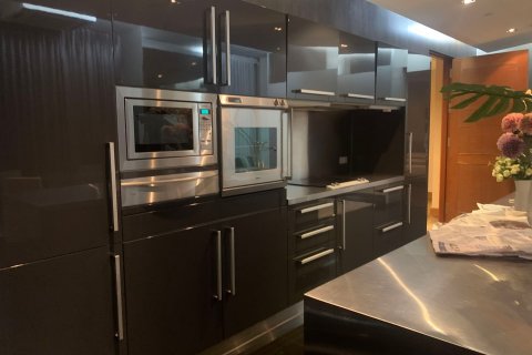 Condominio de 2 dormitorios en Sathon, Bangkok, Tailandia № 71577 - foto 4