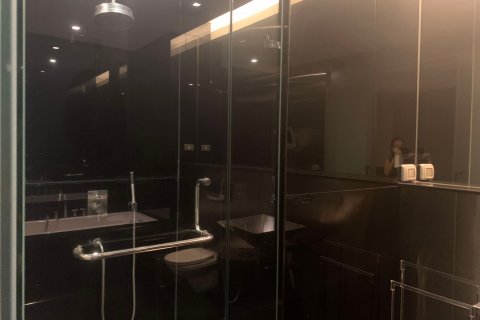 Condominio de 2 dormitorios en Sathon, Bangkok, Tailandia № 71577 - foto 10