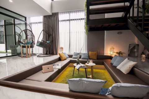 Casa de 3 dormitorios en Lat Phrao, Bangkok, Tailandia № 71581 - foto 2