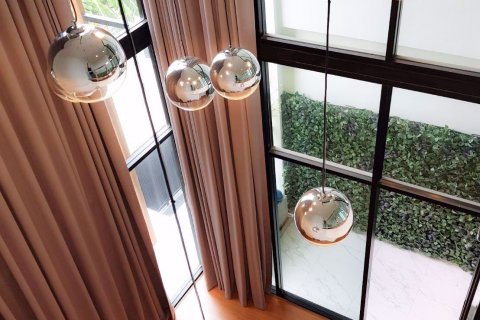 Casa de 3 dormitorios en Lat Phrao, Bangkok, Tailandia № 71581 - foto 3