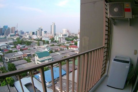 Condominio de 2 dormitorios en Chatuchak, Bangkok, Tailandia № 71579 - foto 17
