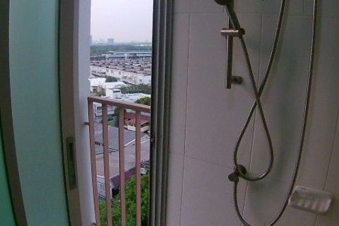 Condominio de 2 dormitorios en Chatuchak, Bangkok, Tailandia № 71579 - foto 15