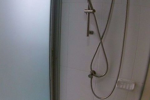 Condominio de 2 dormitorios en Chatuchak, Bangkok, Tailandia № 71579 - foto 16