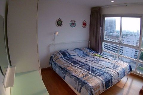 Condominio de 2 dormitorios en Chatuchak, Bangkok, Tailandia № 71579 - foto 9