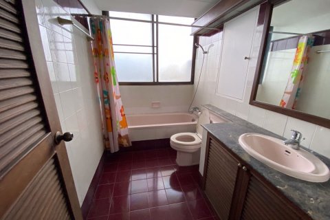 Eigentumswohnung in Watthana, Bangkok, Thailand, 2 Schlafzimmer № 71576 - Foto 11