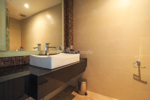 Estudio en el condominio en Bang Lamung, Tailandia № 205253 - foto 9