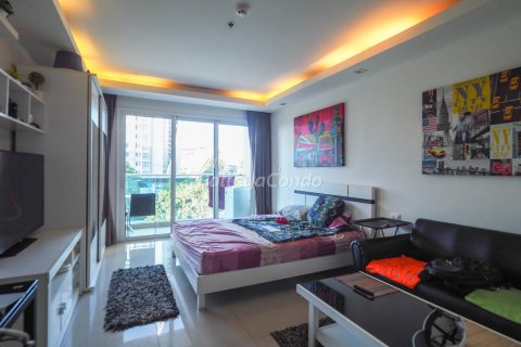 Estudio en el condominio en Bang Lamung, Tailandia № 205253 - foto 3