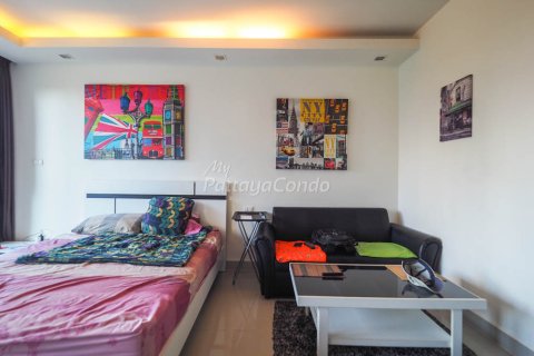 Estudio en el condominio en Bang Lamung, Tailandia № 205253 - foto 4