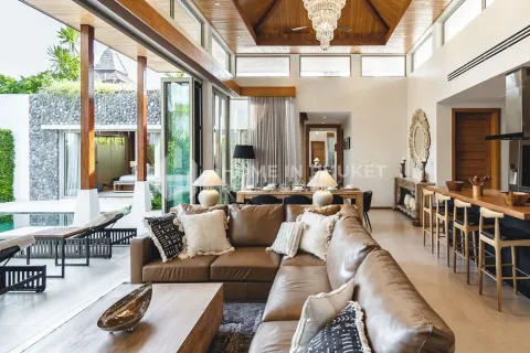 Casa de 4 dormitorios en Bang Tao, Tailandia № 150895 - foto 8