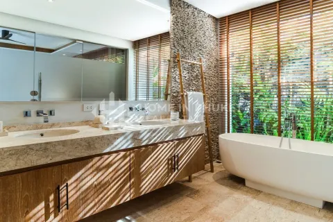 Casa de 4 dormitorios en Bang Tao, Tailandia № 150895 - foto 16