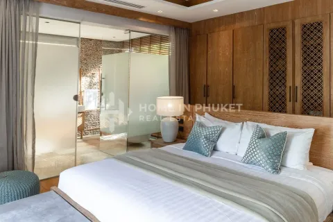 Casa de 4 dormitorios en Bang Tao, Tailandia № 150895 - foto 15