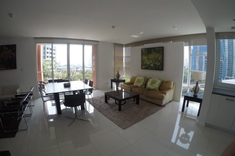 Condominio de 3 dormitorios en Bangkok, Tailandia № 144099 - foto 5