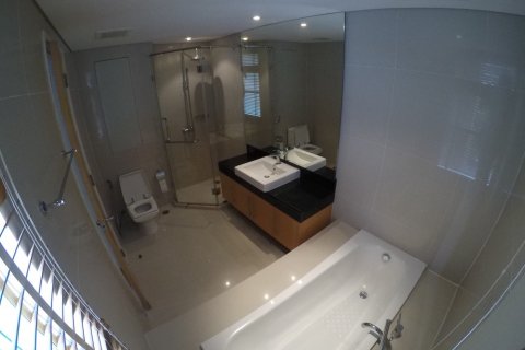 Condominio de 3 dormitorios en Bangkok, Tailandia № 144099 - foto 14
